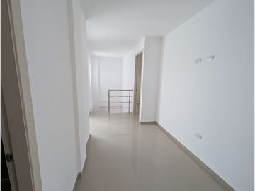 SE VENDE CASA EN CONJUNTO PARA ESTRENAR EN LOS ALPES