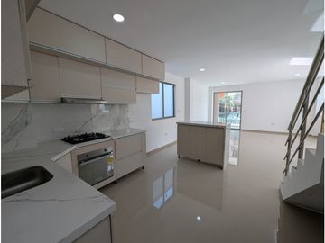 SE VENDE CASA PARA ESTRENAR EN LOS ALPES