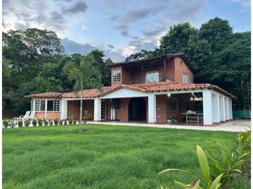 vendo casa finca campestre santa Fé de Antioquia 7.000 m2 ch