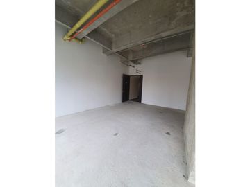VENDO OFICINA EN TORRE EMPRESARIAL, PARQUE WASHINTON