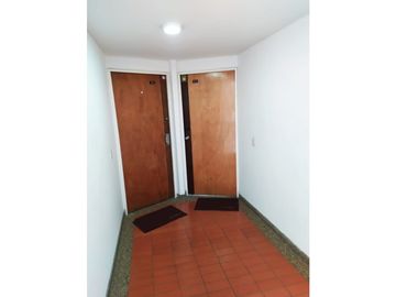VENDO - APARTAMENTO MAZUREN QUINTO PISO