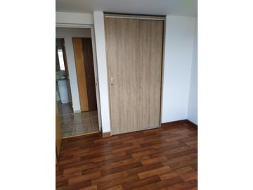 VENDO - APARTAMENTO MAZUREN QUINTO PISO