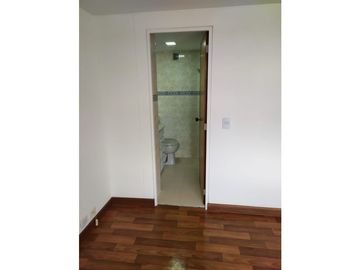 VENDO - APARTAMENTO MAZUREN QUINTO PISO