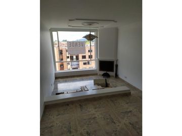 VENDO - APARTAMENTO MAZUREN QUINTO PISO