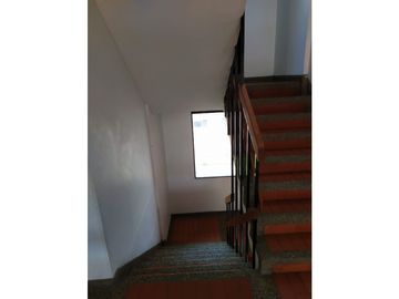 VENDO - APARTAMENTO MAZUREN QUINTO PISO