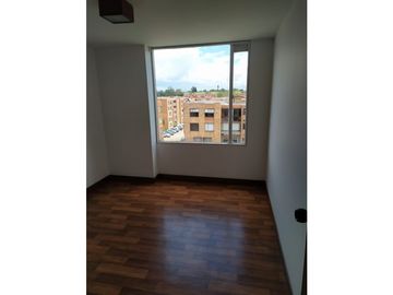 VENDO - APARTAMENTO MAZUREN QUINTO PISO