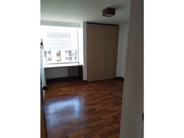 VENDO - APARTAMENTO MAZUREN QUINTO PISO
