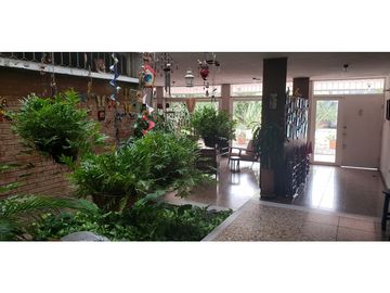 Casa de 6 hab y piscina en venta barrio La Magdalena - Girardot,