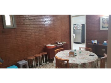 Casa de 6 hab y piscina en venta barrio La Magdalena - Girardot,