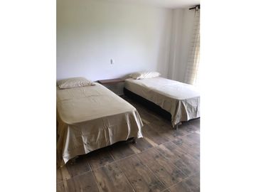 Se vende hermosa casa campestre en Montenegro