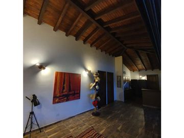 Se vende hermosa casa campestre en Montenegro