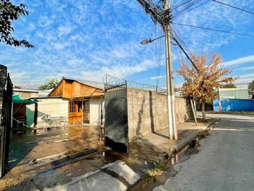 Casa en venta en MACUL