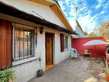 Casa en venta en MACUL