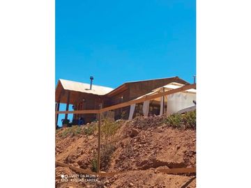 PARCELA CON CASA EN LLIU LLIU - LIMACHE