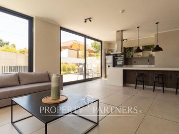 Se vende departamento 2D-2B con bodega, cercano al metro Vicente Valdes.