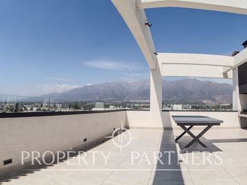 Se vende departamento 2D-2B con bodega, cercano al metro Vicente Valdes.