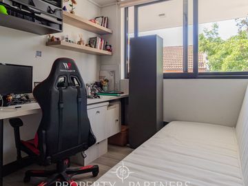 Se vende departamento 2D-2B con bodega, cercano al metro Vicente Valdes.