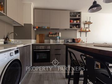 Se vende departamento 2D-2B con bodega, cercano al metro Vicente Valdes.