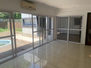 CASA VENTA ITUZAINGO