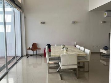 CASA EN VENTA EQUIPADA UBICADA EN ALTABRISA, MERIDA