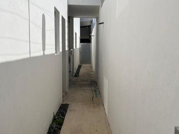 CASA EN VENTA EQUIPADA UBICADA EN ALTABRISA, MERIDA