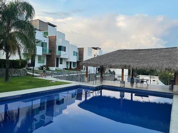¡Tu Nuevo Hogar a Pasos del Club de Tenis Burgos! 🏡✨