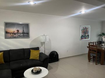 ¡Tu Nuevo Hogar a Pasos del Club de Tenis Burgos! 🏡✨