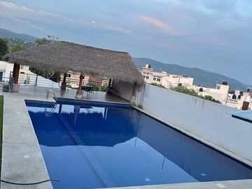 ¡Tu Nuevo Hogar a Pasos del Club de Tenis Burgos! 🏡✨