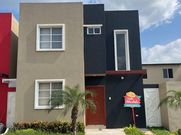 Casa en  venta en Durán, sector Shopping  RoxM