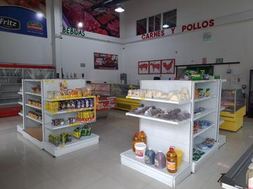 Supermercado de Carnes en Venta Portete y Pio Montúfar SanS