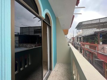 Venta de casa remodelada en Sauces 5, norte de Guayaquil GabR