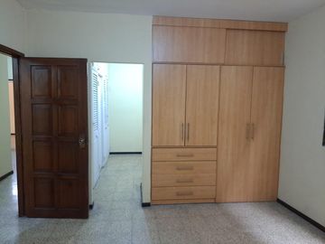 Casa en Venta,  Urdesa Norte SanS