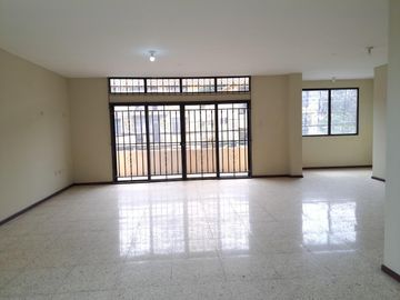 Casa en Venta,  Urdesa Norte SanS