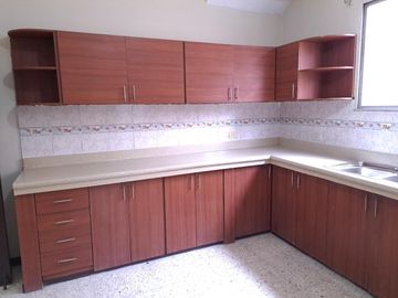 Casa en Venta,  Urdesa Norte SanS