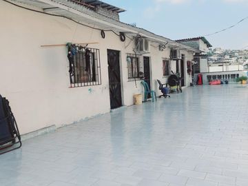 Casa Esquinera en Venta en Mapasingue   GraC