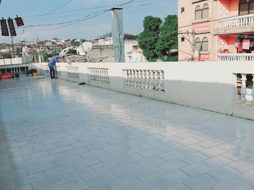 Casa Esquinera en Venta en Mapasingue   GraC