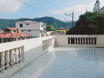 Casa Esquinera en Venta en Mapasingue   GraC