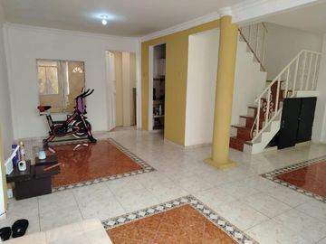 Casa en Mucho Lote 1 en Venta EstF
