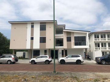 Departamento en Vía a la Costa, Urb. Punta Esmeralda en Venta PauC