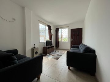 Casa en Alquiler Amoblada Punta Blanca entrada 5 Santa Elena GabR