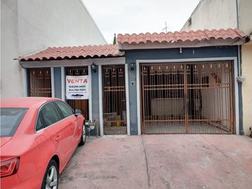 Casa en VENTA en Col. Francisco I Madero, Monterrey, Nuevo León.