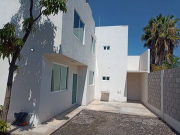 ¡SORPRENDE A TU FAMILIA, ESTRENANDO CASA!