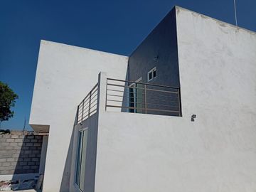 ¡SORPRENDE A TU FAMILIA, ESTRENANDO CASA!
