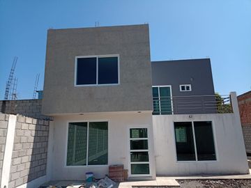 ¡SORPRENDE A TU FAMILIA, ESTRENANDO CASA!