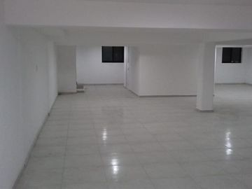 Hermosa Residencia en Pedregal de Vista Hermosa, Sótano, 3 Recamaras, Cto Serv.