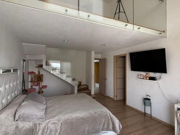 Casa en Venta, Lomas de Valle Escondido, 5 Recamaras