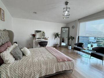 Casa en Venta, Lomas de Valle Escondido, 5 Recamaras