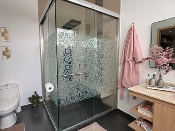 Casa en Venta, Lomas de Valle Escondido, 5 Recamaras