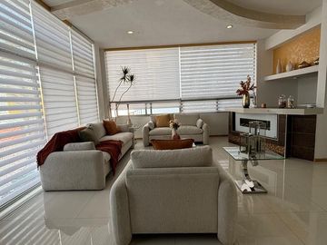 Casa en Venta, Lomas de Valle Escondido, 5 Recamaras