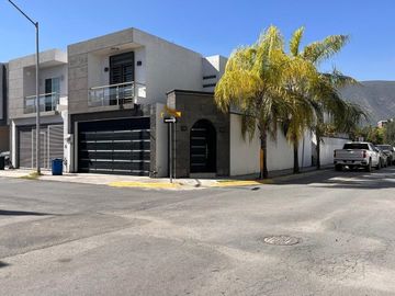 CASA EN VENTA NEXXUS SECTOR CRISTAL